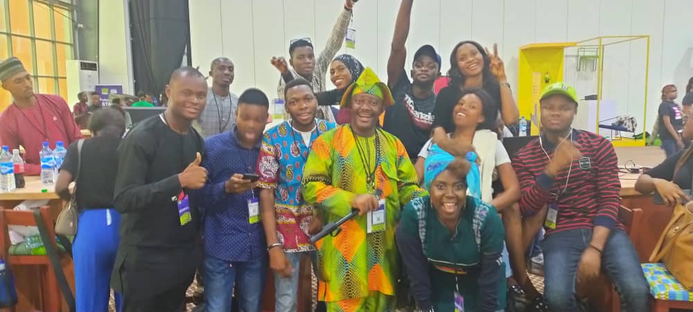 eeweek_social_media_week_tableone_